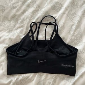 Nike cross cross sports bra